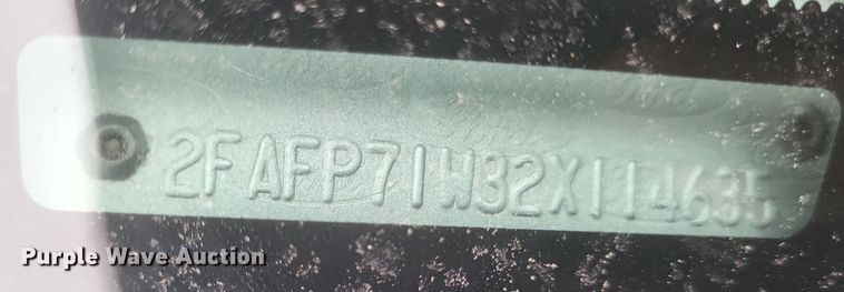 image for item EJ8105 2002 Ford Crown Victoria Police Interceptor 