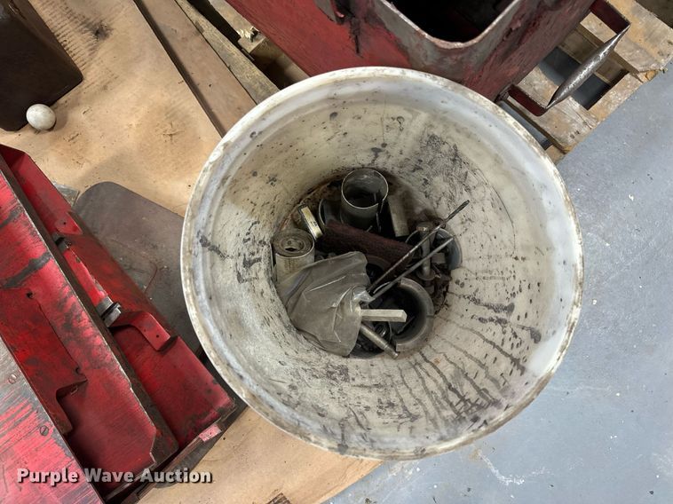 image for item EN5007 Van Norman 111 crankshaft re-grinder