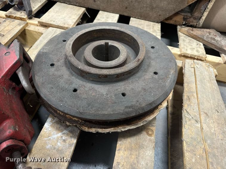 image for item EN5007 Van Norman 111 crankshaft re-grinder