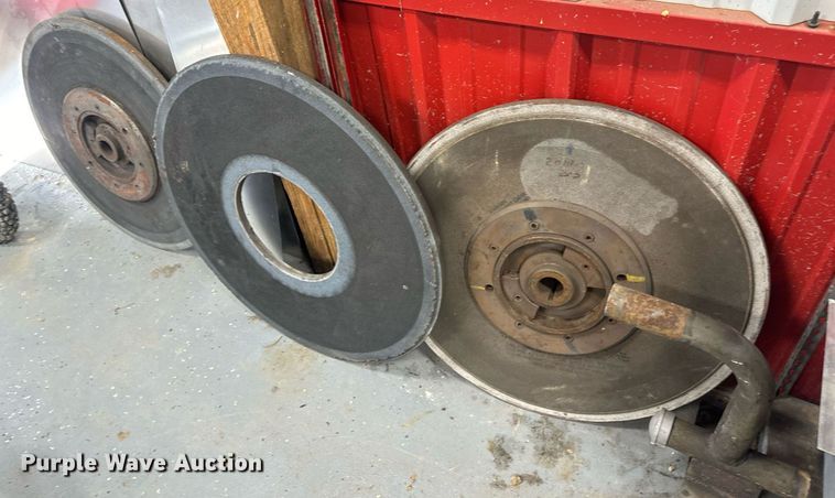 image for item EN5007 Van Norman 111 crankshaft re-grinder