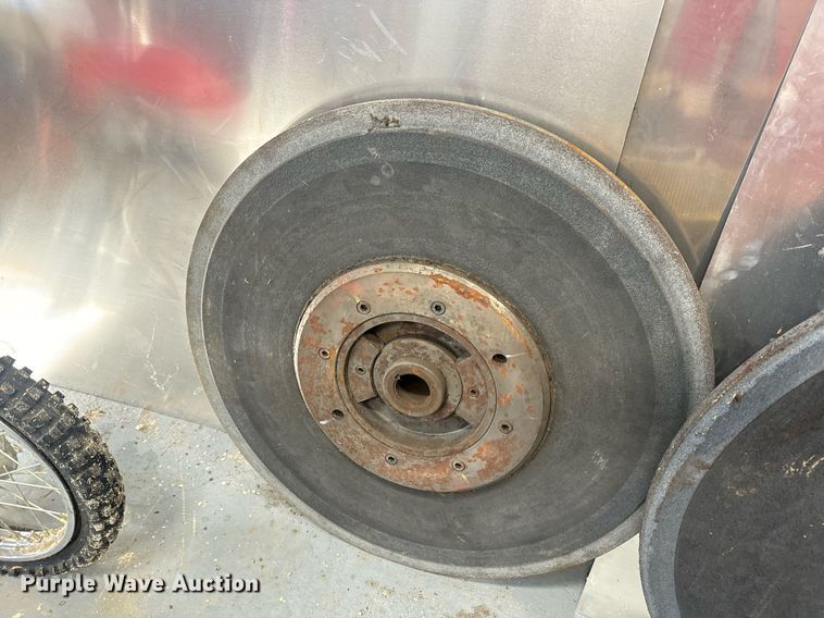 image for item EN5007 Van Norman 111 crankshaft re-grinder