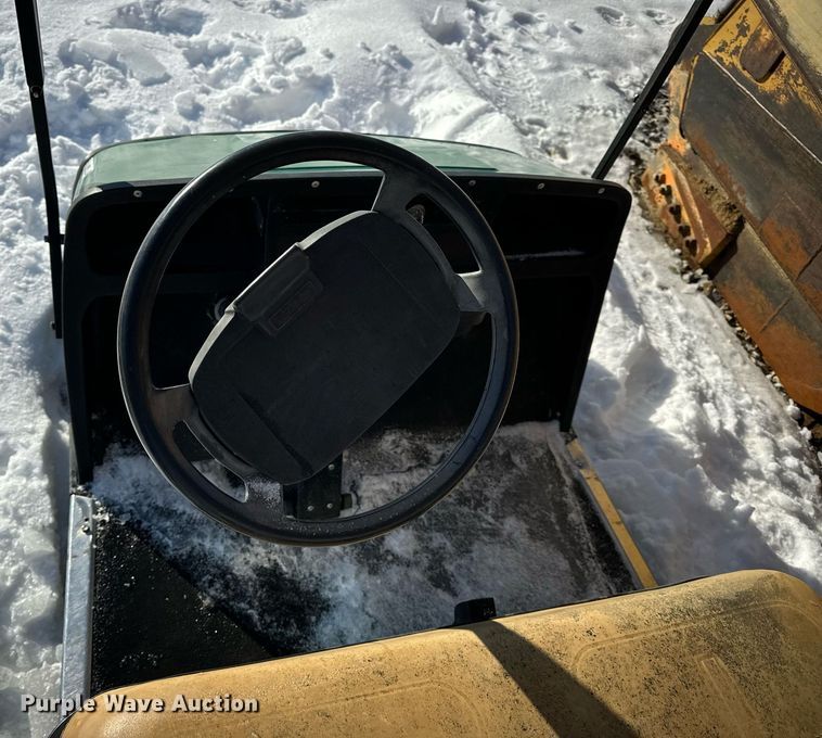 image for item EN5015 EZ-GO golf cart