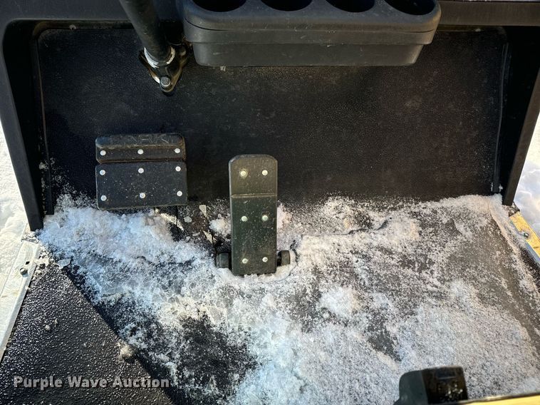 image for item EN5015 EZ-GO golf cart