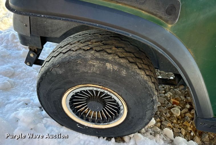 image for item EN5015 EZ-GO golf cart