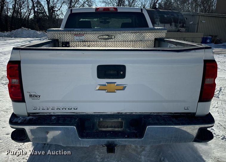 image for item EN5024 2017 Chevrolet Silverado 1500 Crew Cab pickup truck