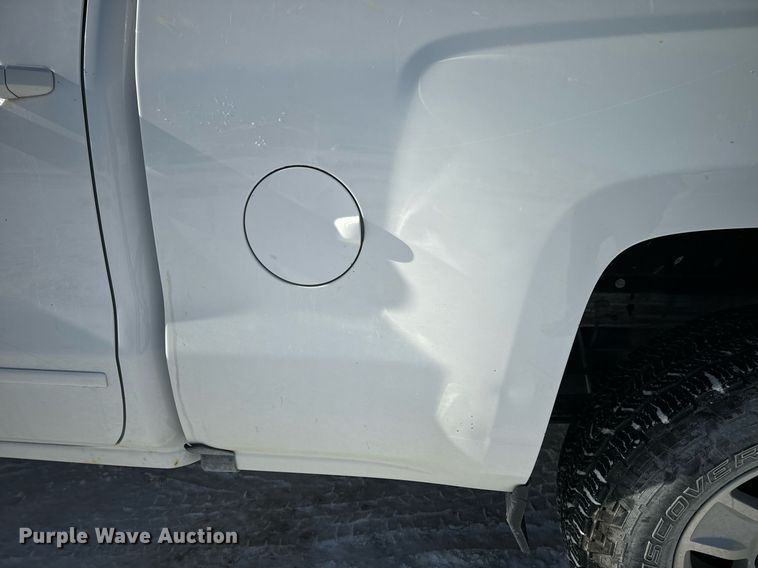 image for item EN5024 2017 Chevrolet Silverado 1500 Crew Cab pickup truck