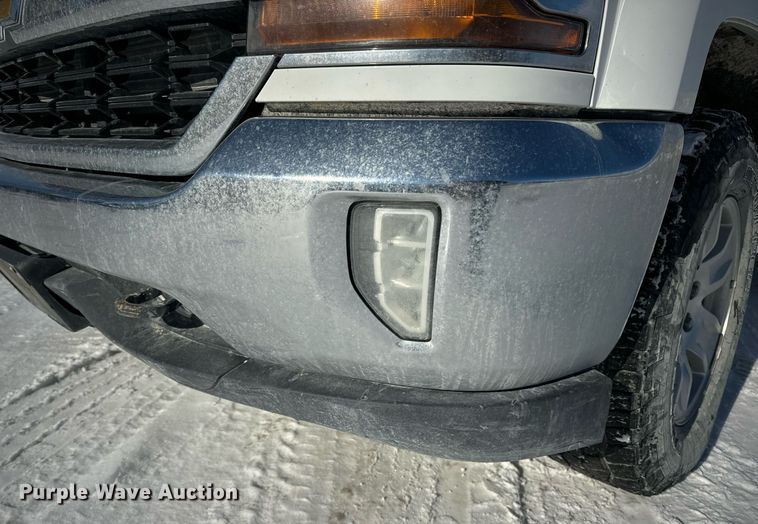 image for item EN5024 2017 Chevrolet Silverado 1500 Crew Cab pickup truck