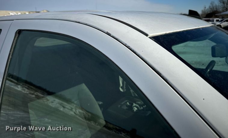 image for item EN5024 2017 Chevrolet Silverado 1500 Crew Cab pickup truck