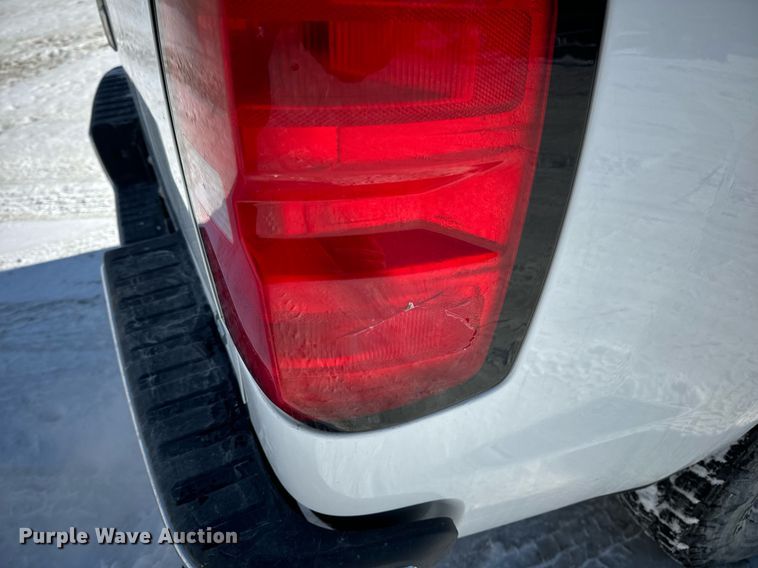 image for item EN5024 2017 Chevrolet Silverado 1500 Crew Cab pickup truck