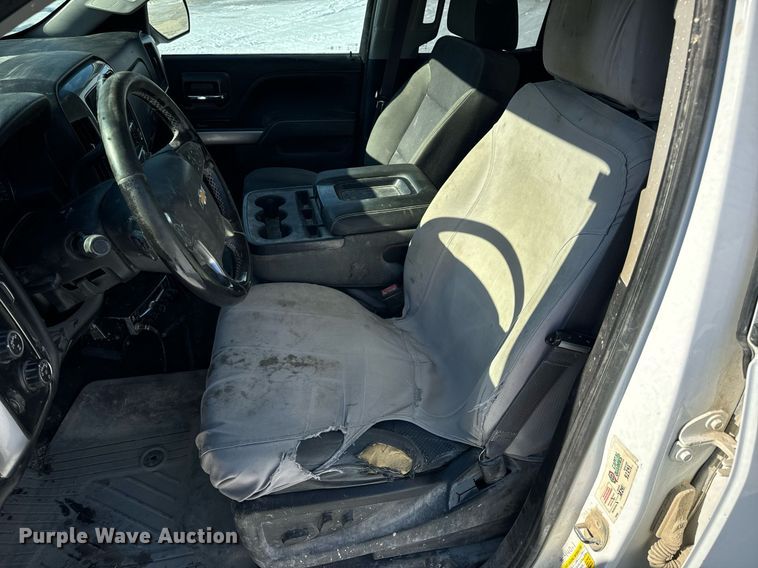 image for item EN5024 2017 Chevrolet Silverado 1500 Crew Cab pickup truck