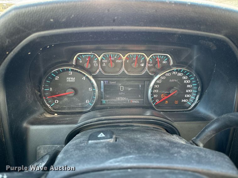 image for item EN5024 2017 Chevrolet Silverado 1500 Crew Cab pickup truck