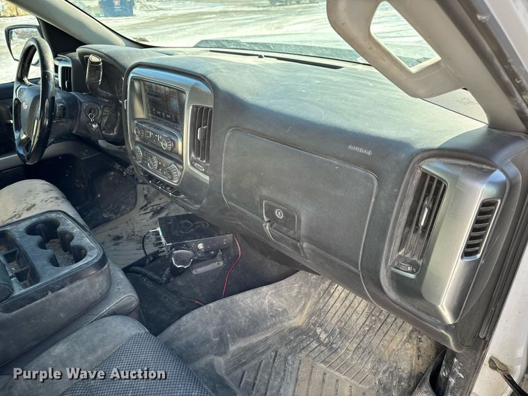 image for item EN5024 2017 Chevrolet Silverado 1500 Crew Cab pickup truck