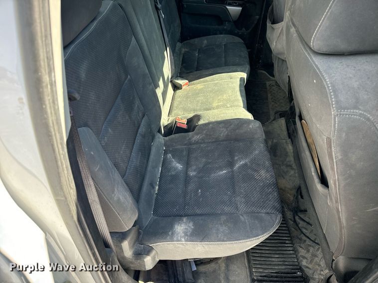 image for item EN5024 2017 Chevrolet Silverado 1500 Crew Cab pickup truck