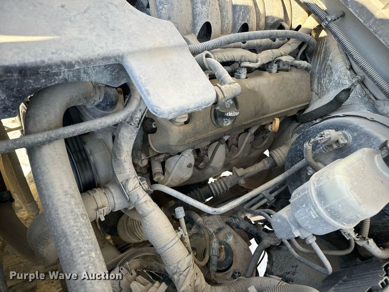 image for item EN5024 2017 Chevrolet Silverado 1500 Crew Cab pickup truck