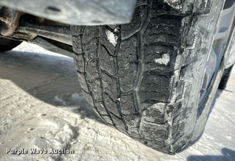 image for item EN5024 2017 Chevrolet Silverado 1500 Crew Cab pickup truck