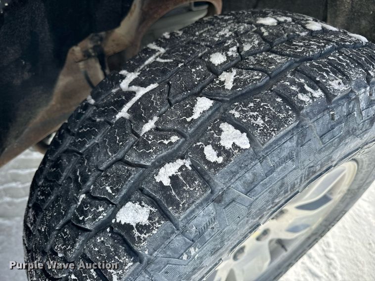 image for item EN5024 2017 Chevrolet Silverado 1500 Crew Cab pickup truck