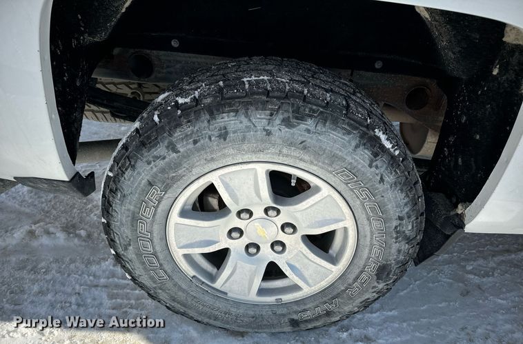 image for item EN5024 2017 Chevrolet Silverado 1500 Crew Cab pickup truck