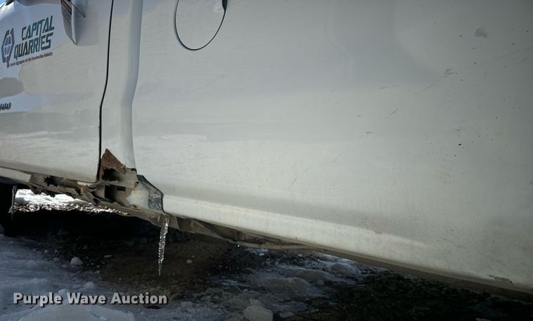 image for item EN5028 2015 Chevrolet Silverado 1500 pickup truck