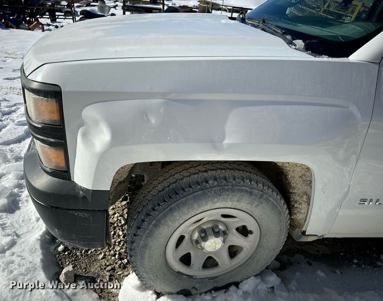 image for item EN5028 2015 Chevrolet Silverado 1500 pickup truck