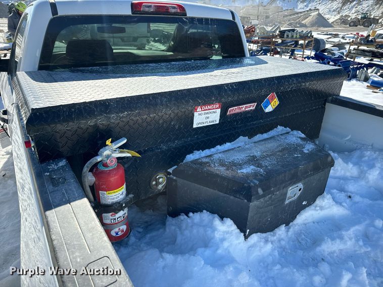 image for item EN5028 2015 Chevrolet Silverado 1500 pickup truck