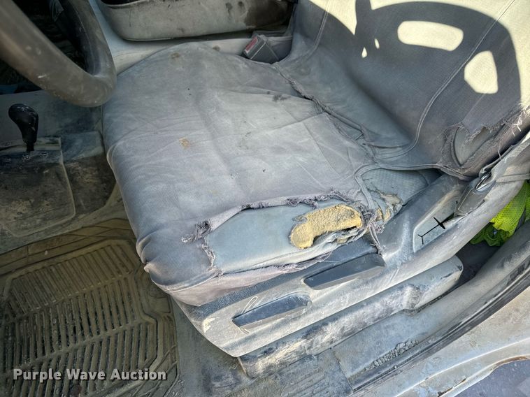 image for item EN5028 2015 Chevrolet Silverado 1500 pickup truck