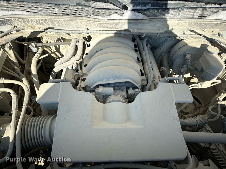 image for item EN5028 2015 Chevrolet Silverado 1500 pickup truck