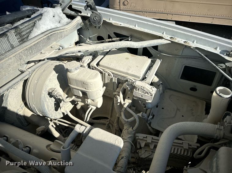 image for item EN5028 2015 Chevrolet Silverado 1500 pickup truck