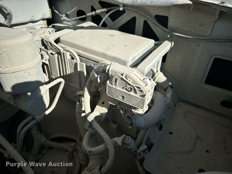 image for item EN5028 2015 Chevrolet Silverado 1500 pickup truck