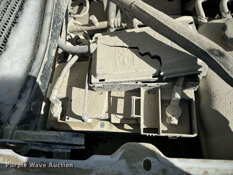 image for item EN5028 2015 Chevrolet Silverado 1500 pickup truck