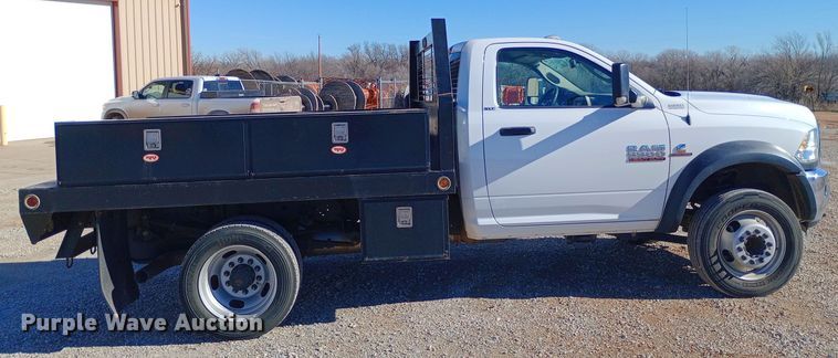 image for item EO0503 2014 Dodge Ram 5500HD flatbed truck