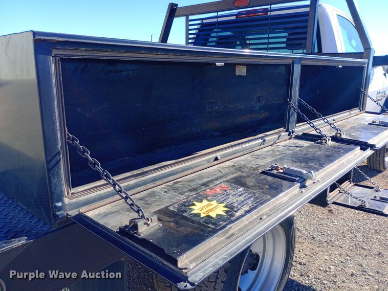 image for item EO0503 2014 Dodge Ram 5500HD flatbed truck