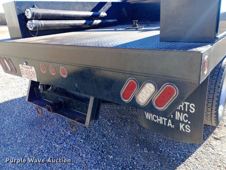 image for item EO0503 2014 Dodge Ram 5500HD flatbed truck