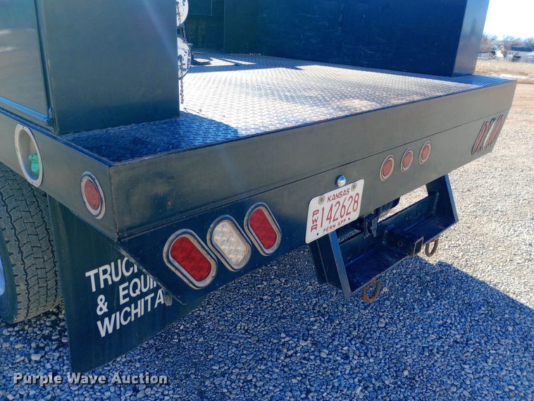 image for item EO0503 2014 Dodge Ram 5500HD flatbed truck