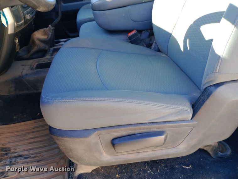 image for item EO0503 2014 Dodge Ram 5500HD flatbed truck