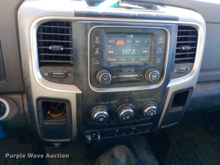 image for item EO0503 2014 Dodge Ram 5500HD flatbed truck