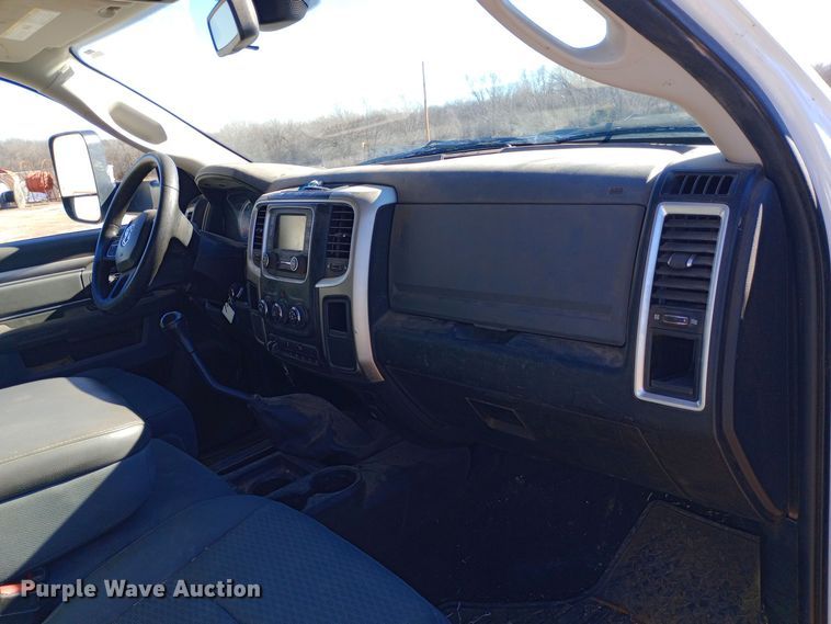 image for item EO0503 2014 Dodge Ram 5500HD flatbed truck