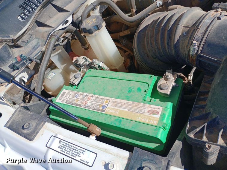 image for item EO0503 2014 Dodge Ram 5500HD flatbed truck