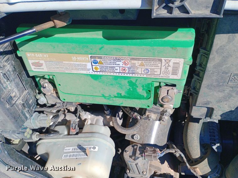 image for item EO0503 2014 Dodge Ram 5500HD flatbed truck