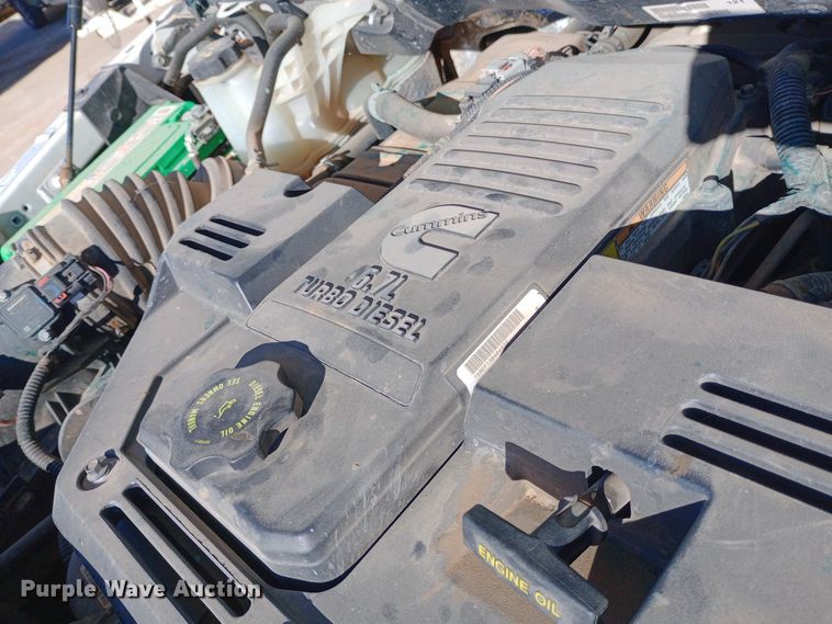 image for item EO0503 2014 Dodge Ram 5500HD flatbed truck