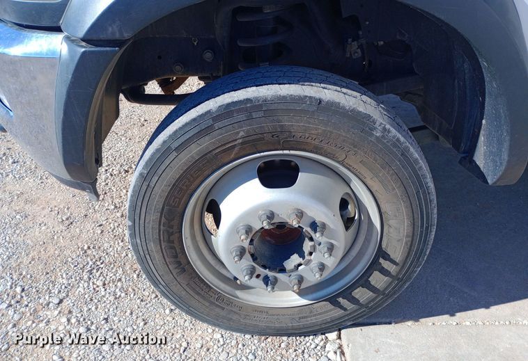 image for item EO0503 2014 Dodge Ram 5500HD flatbed truck