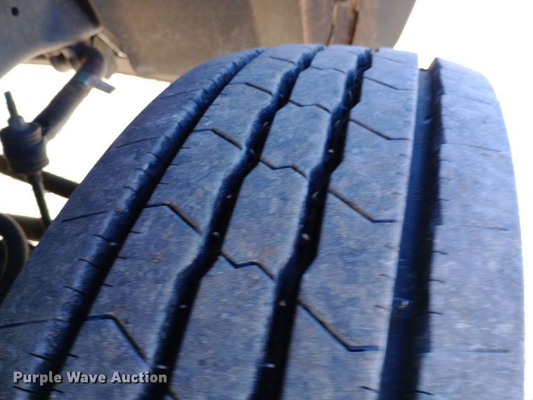 image for item EO0503 2014 Dodge Ram 5500HD flatbed truck