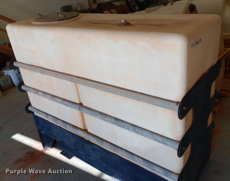 image for item EO0505 Tank