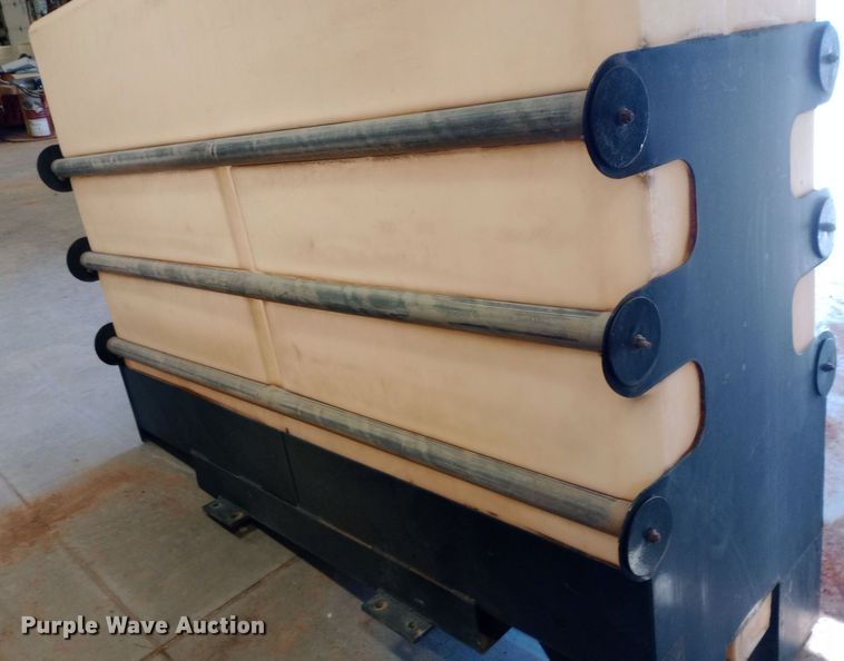 image for item EO0505 Tank