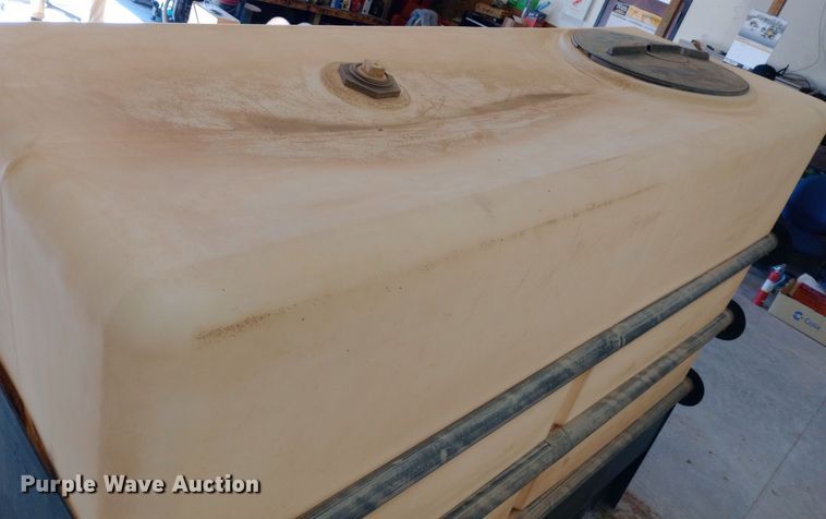 image for item EO0505 Tank