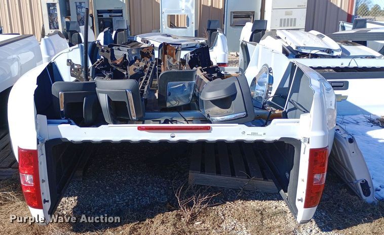 image for item EO0512 2013 Chevrolet Silverado 3500 pickup truck bed