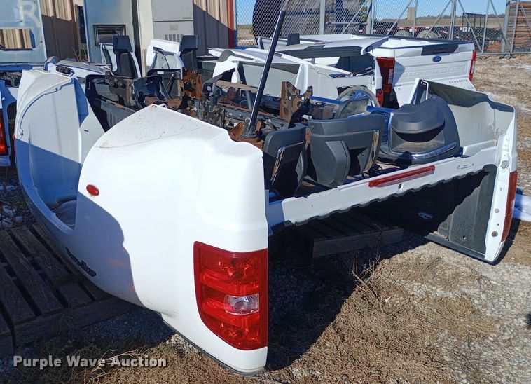 image for item EO0512 2013 Chevrolet Silverado 3500 pickup truck bed