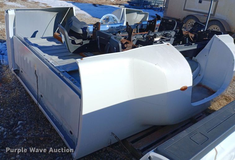 image for item EO0512 2013 Chevrolet Silverado 3500 pickup truck bed