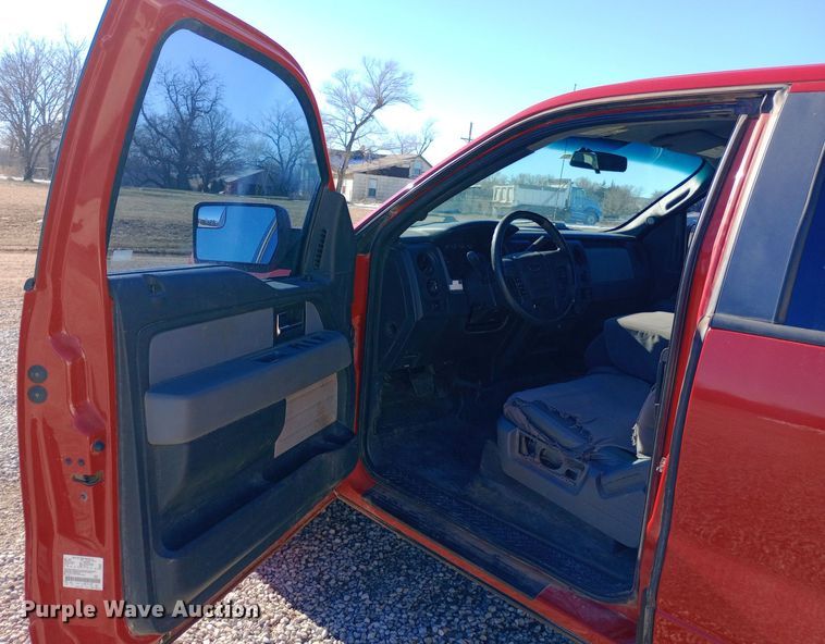 image for item EO0513 2013 Ford F150 SuperCab pickup truck