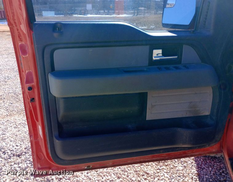 image for item EO0513 2013 Ford F150 SuperCab pickup truck