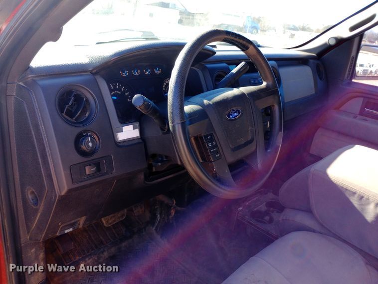 image for item EO0513 2013 Ford F150 SuperCab pickup truck